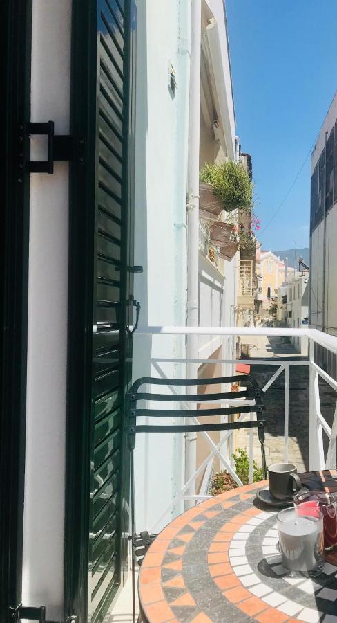 Appartement Benaki Balsam à Kalamata Extérieur photo